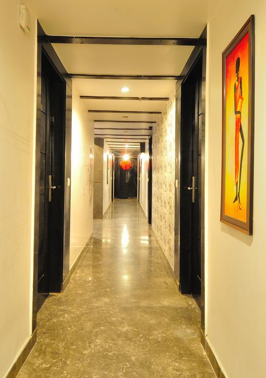 Hotel Elegance Nova Deli Exterior foto